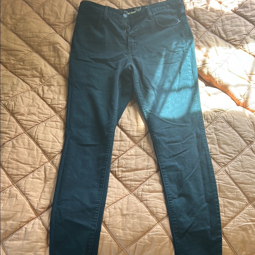 Universal Thread black Jeans size 8 LONG